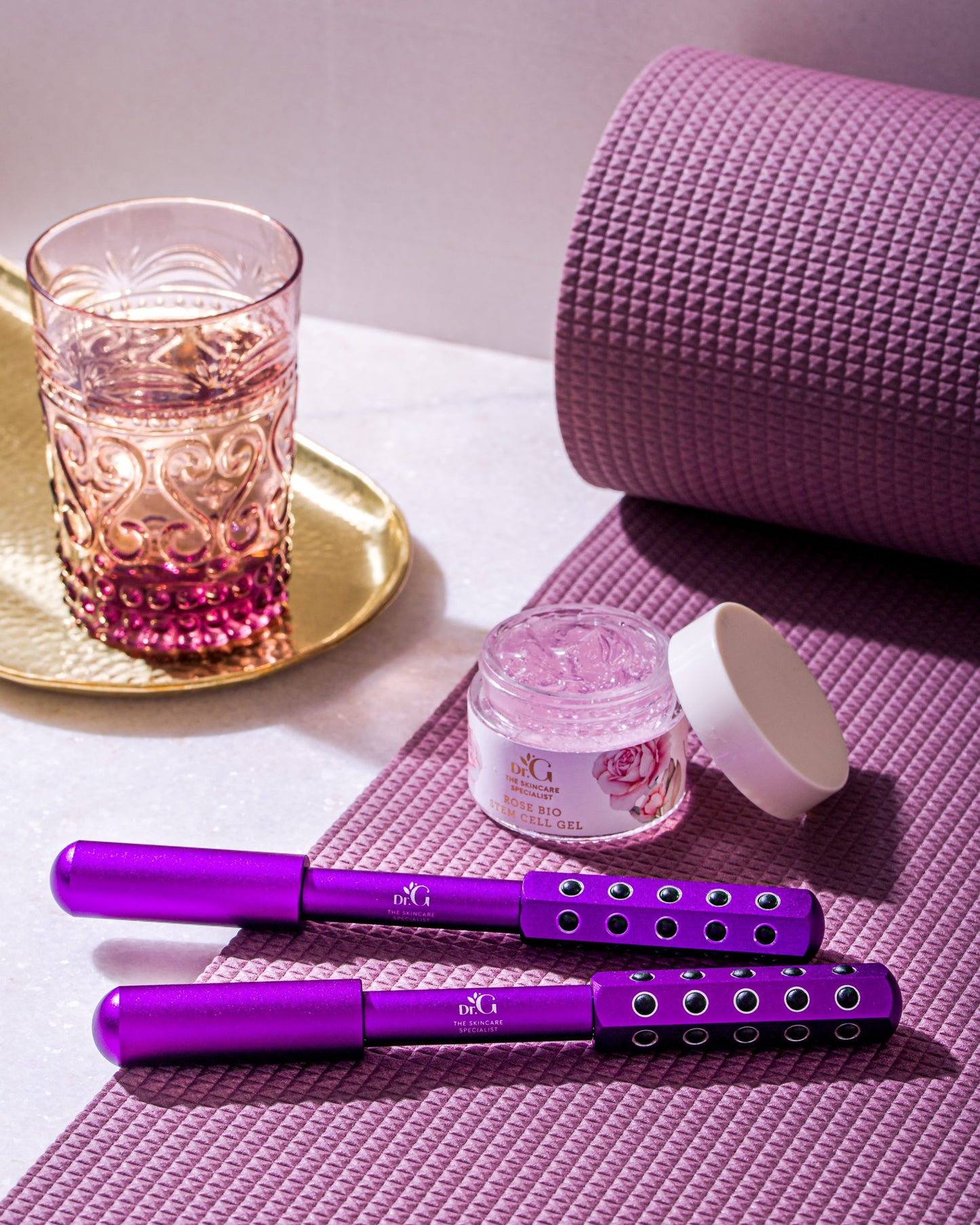 Uplift face massager roller